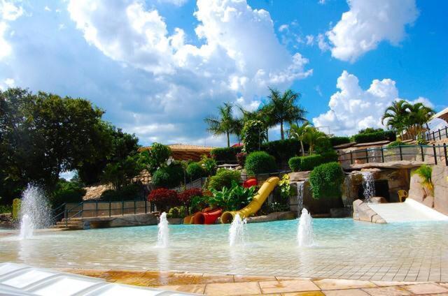 Apartmán Diroma Internacional, Com Acqua Park Caldas Novas Exteriér fotografie