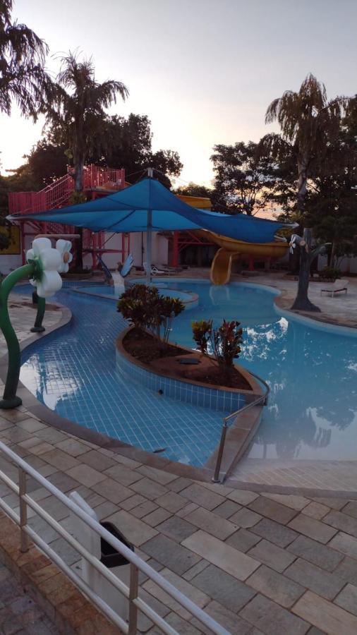 Apartmán Diroma Internacional, Com Acqua Park Caldas Novas Exteriér fotografie
